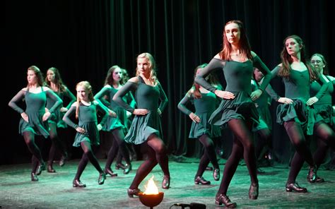 The Magic of Synchronization: How Nashville's Dance Companies Create Seamless Performances